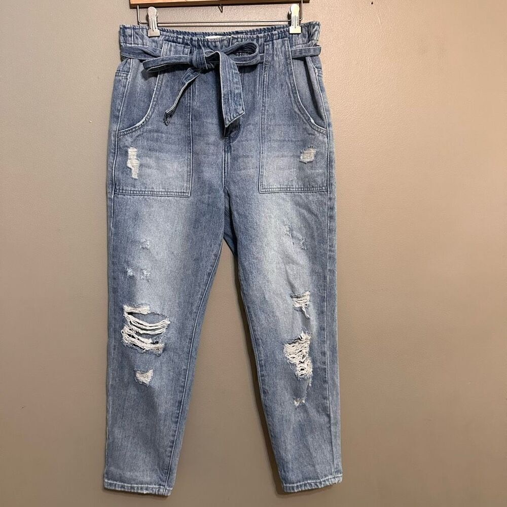 VERVET Los Angeles Women 30 Belted Mom Jeans Distressed Cotton VT 621 Light Blue